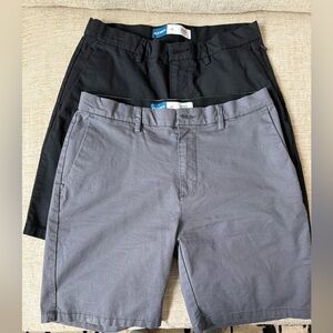 2 PAIR Old Navy Men's Gray and Black Tech Chino Shorts 33